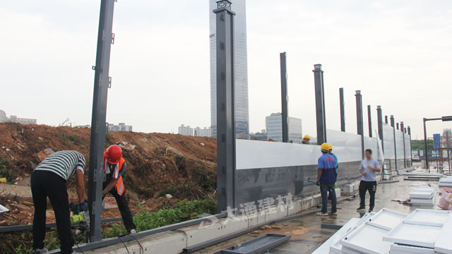 東莞厚街竹園路鋼結構圍擋安裝效果-東莞-深圳市大通建材有限公司圍擋生產廠家